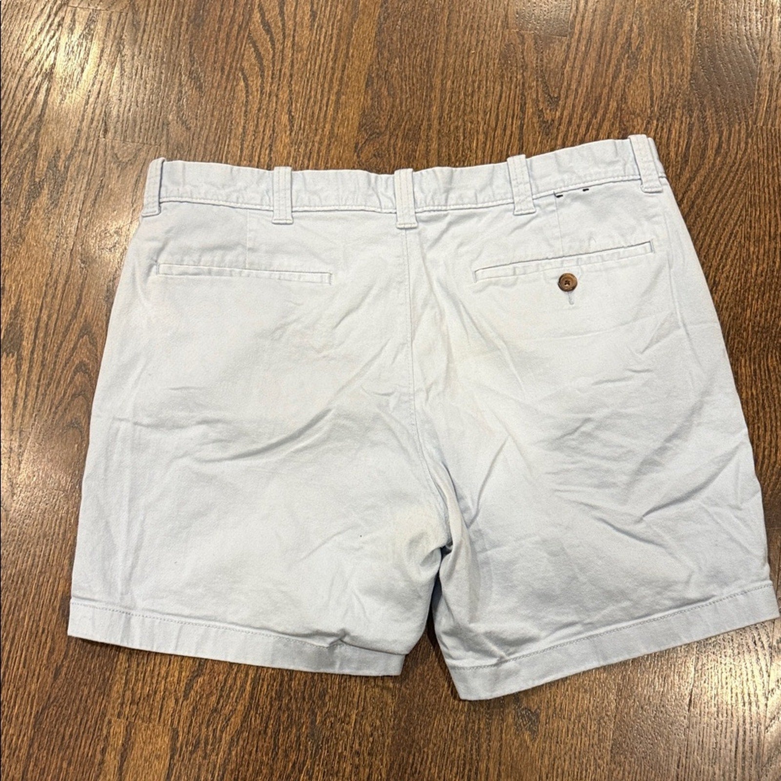 J.Crew 35 waist Men's Light Blue Shorts 7 inch inseam