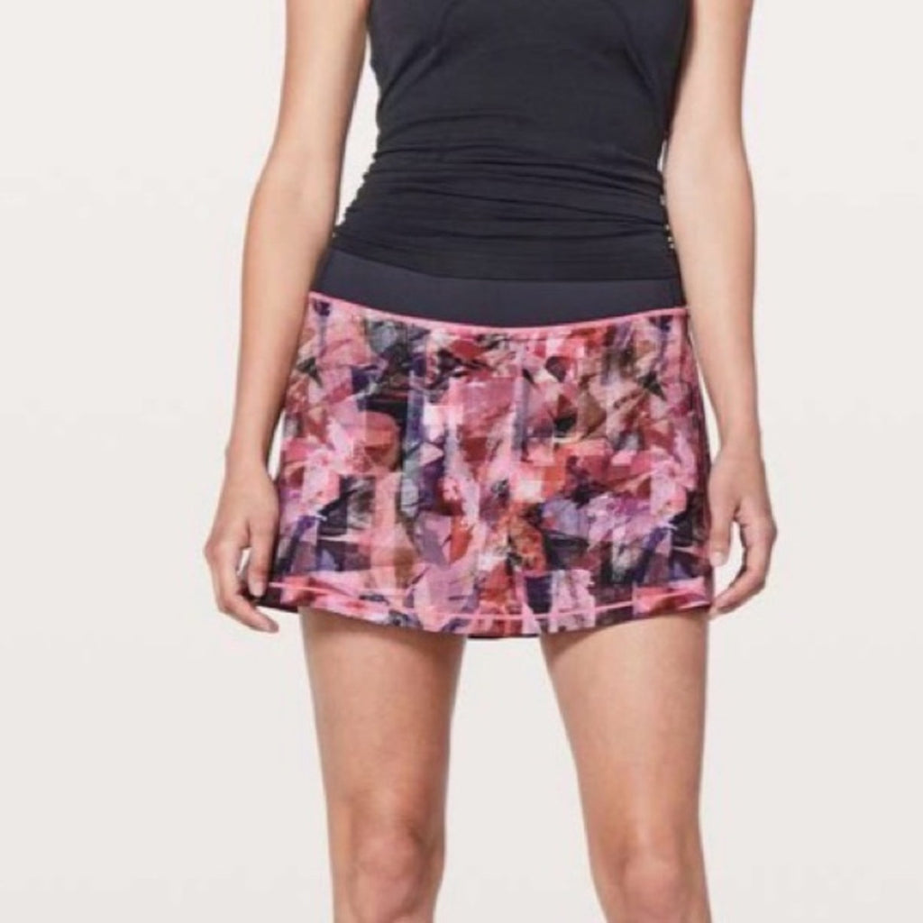Lululemon woman’s skort size 4 Stylish Pink rival USED