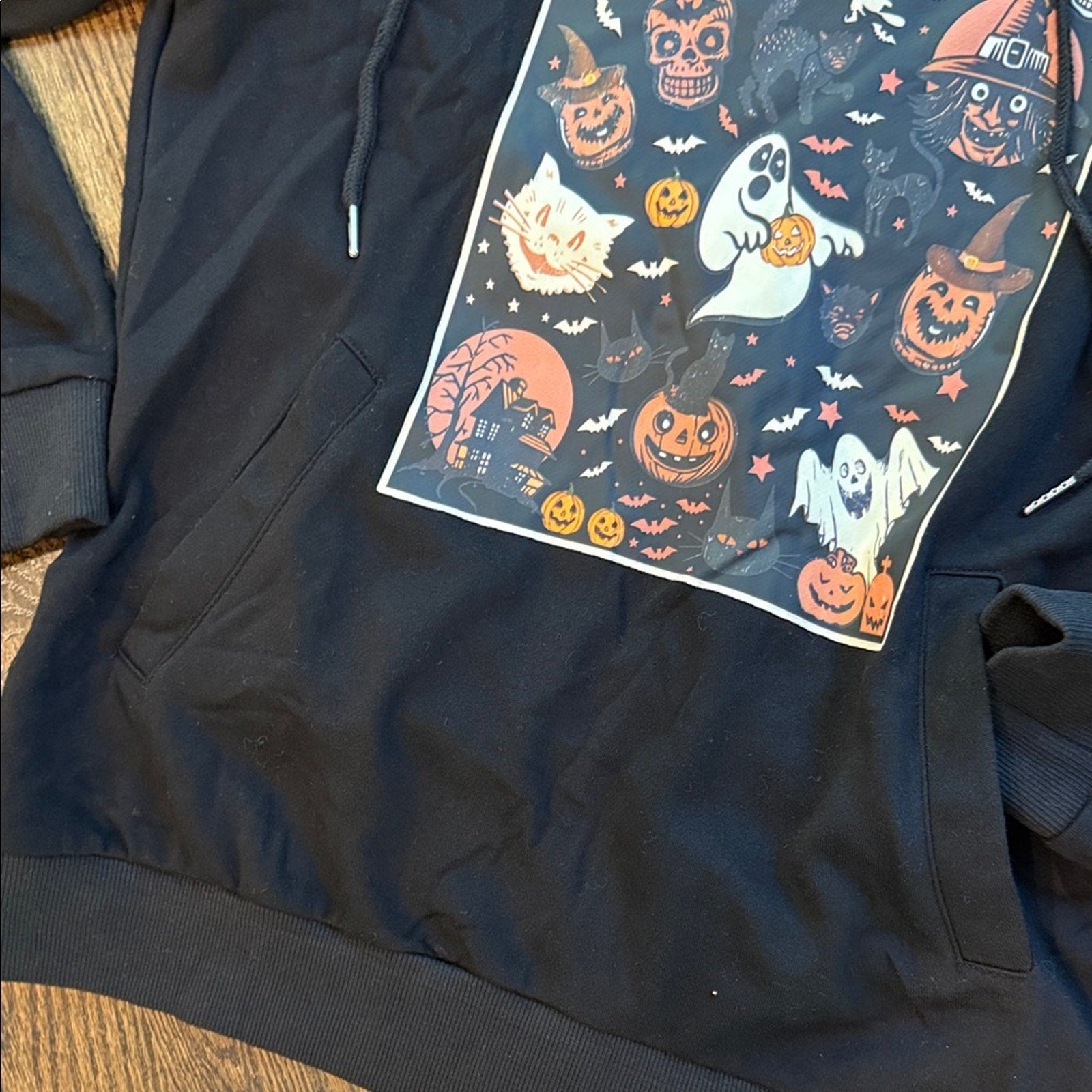 Halloween Ghost and Pumpkin- woman’s sweatshirt hooded large new