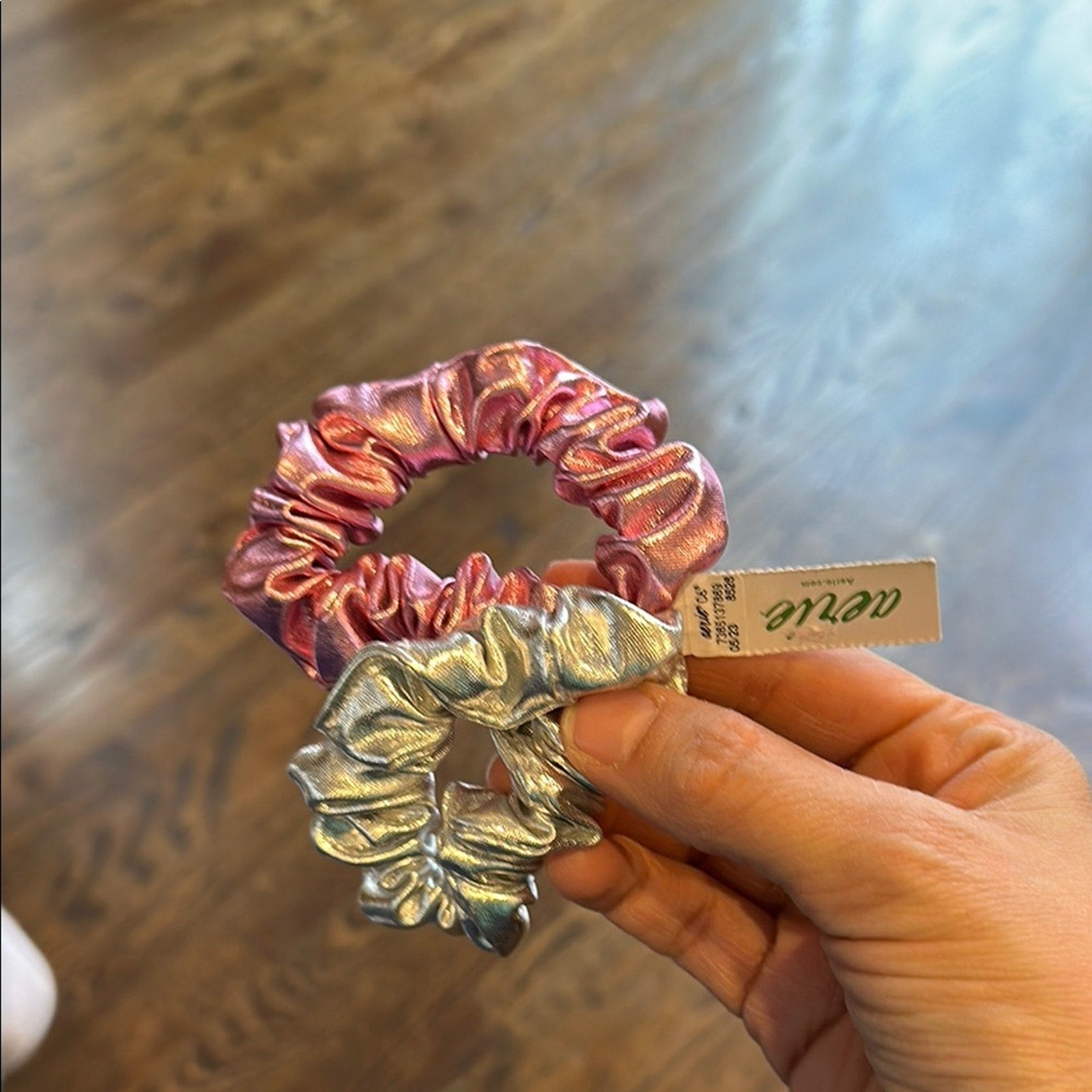 Aerie Metallic Scrunchie Set - Pink and Silver