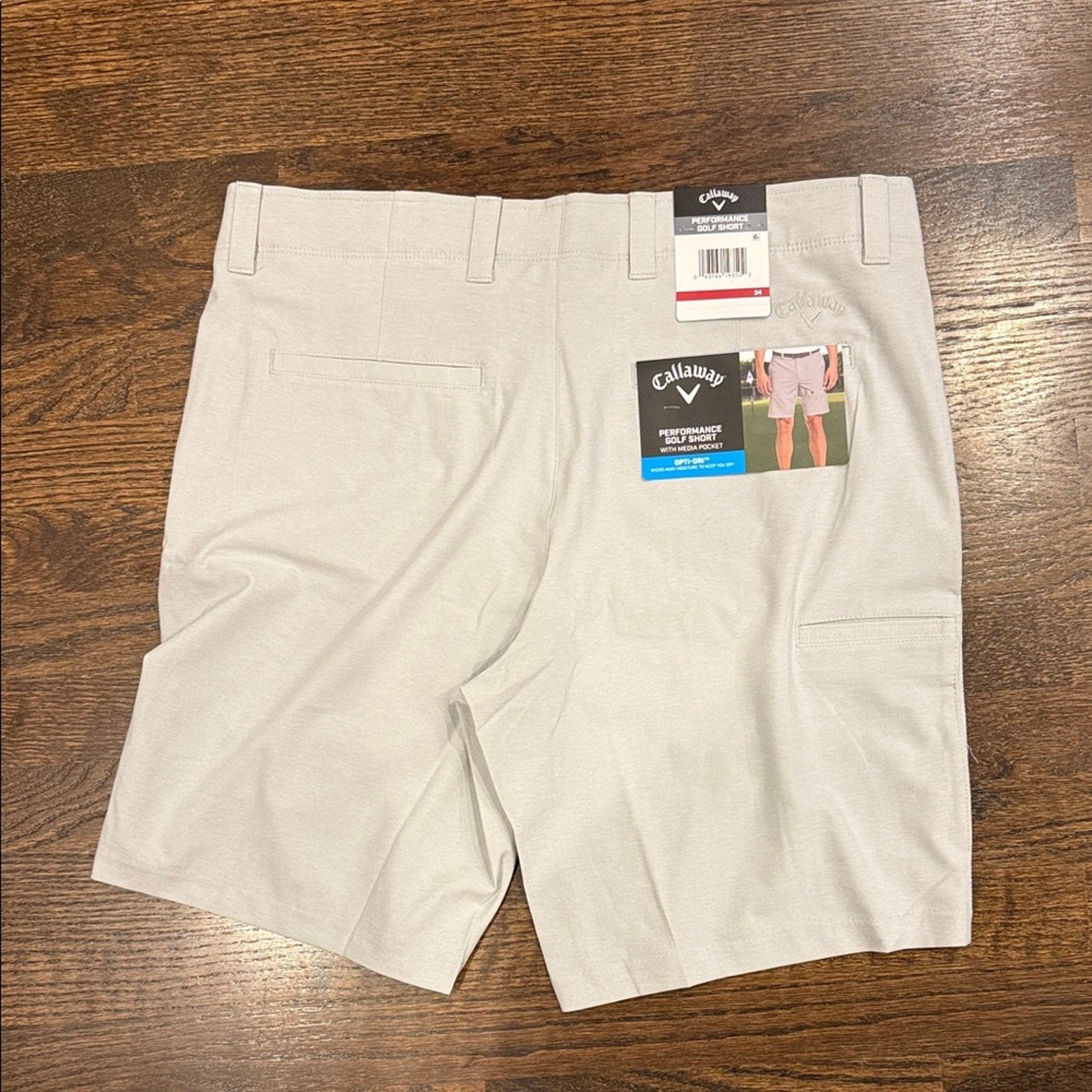 Callaway Men's Light Gray Flat Front Shorts size 34